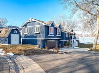 5000 Enchanted Rd, Mound, MN 55364