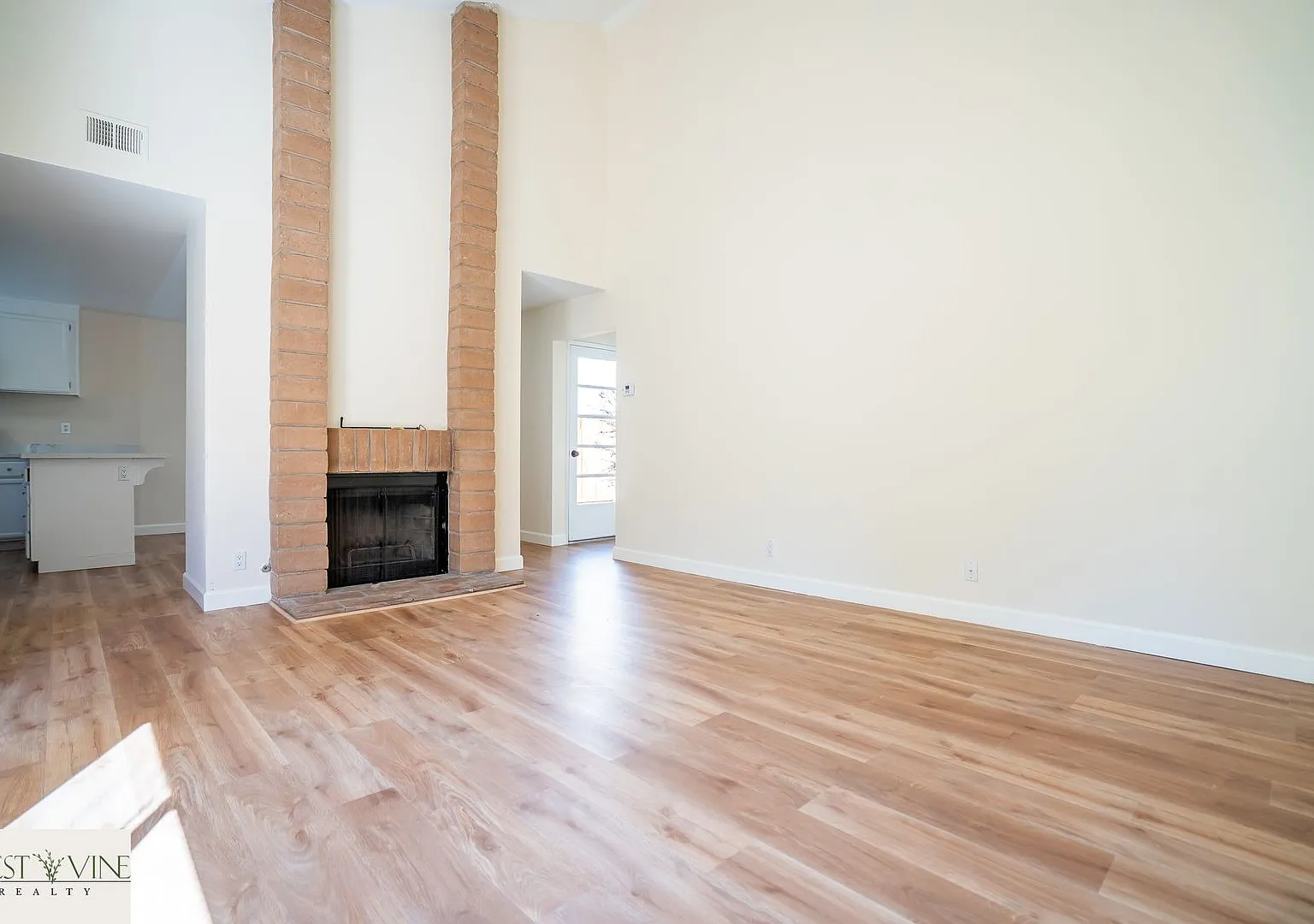 Spacious Cupertino Townhome| Interior Remodel | Attached 2-Car Garage — Photo 3