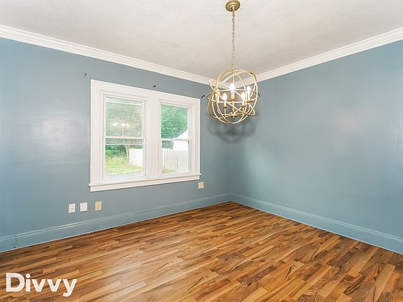 5th image of 5579 Dalewood Ave