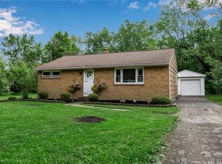 73 Stony Rd, Lancaster, NY 14086