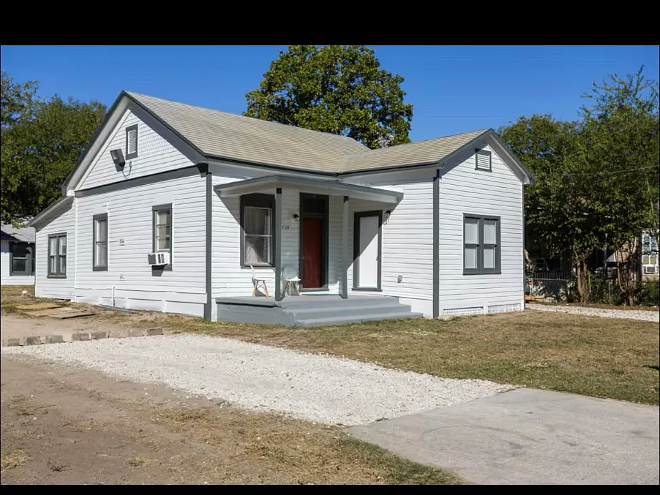 117 Koehler Ct #102