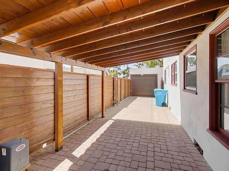 2615 Myrtle Ave — Photo 44