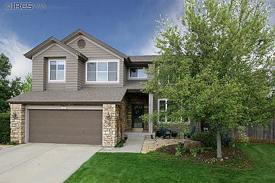 Welcome to 1460 Zinnia Circle!