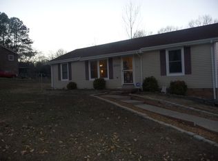 2010 Dinsmore Rd, Clarksville, TN 37040