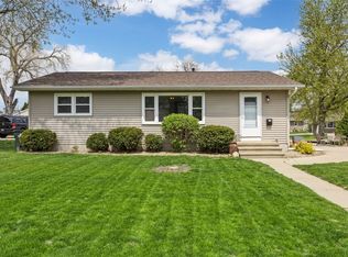 2024 Larry Dr NE, Cedar Rapids, IA 52402