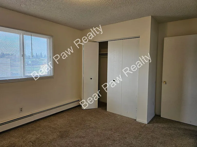503 Shoshoni St — Photo 5