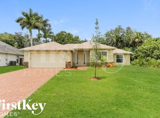 980 SW Del Rio Blvd, Port Saint Lucie, FL 34953