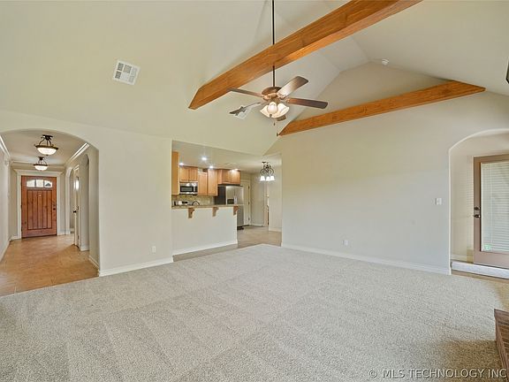 3rd image of 7407 E 84th St N