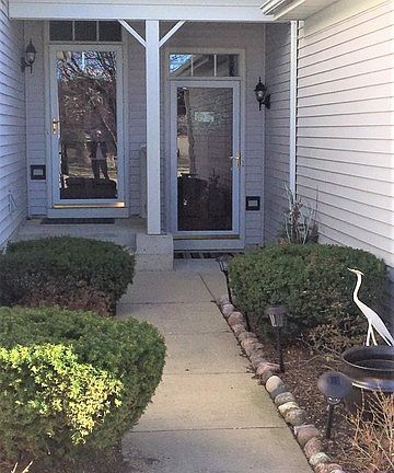 2nd image of 2953 Hillsboro Ct