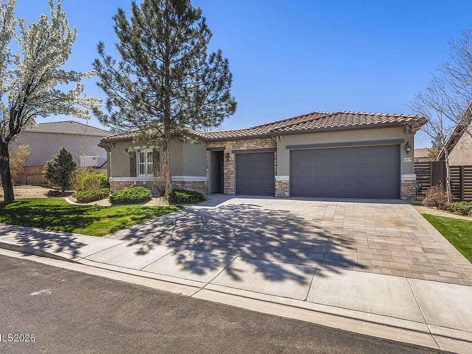 1st image of 10679 Autumn Walk Ln