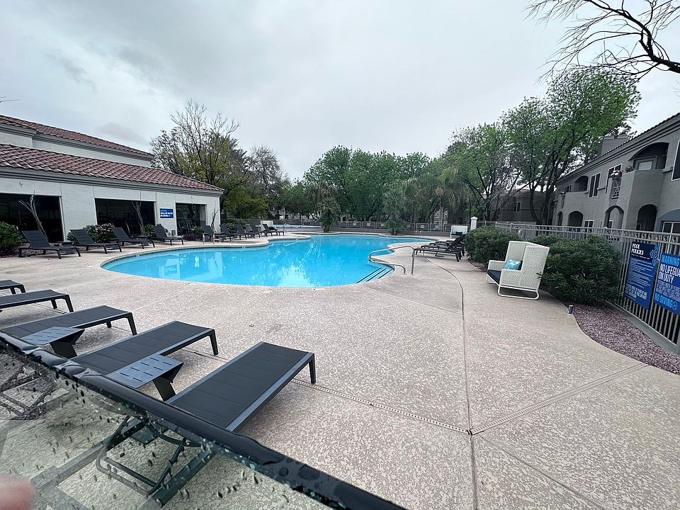 1st image of 600 W Grove Pkwy APT 2043