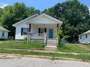 111 Gordon St, Clinton, SC 29325