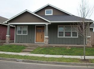 1704 Webb Lake Dr, Silverton, OR 97381