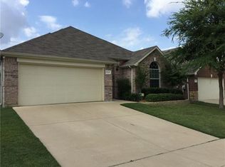 10125 Longranger Ln, Hurst, TX 76053