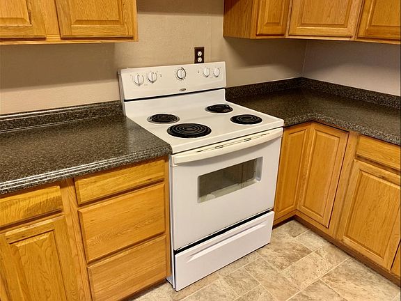 3rd image of 194 Highland Ave #A