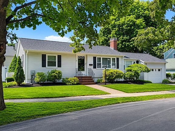 2nd image of 7 Puritan Rd