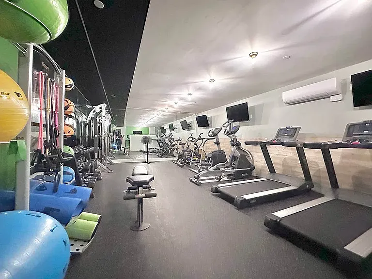 250 Lenox Rd #4D — Photo 11