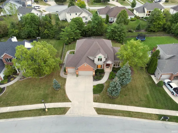 2001 Calais Rd, Fort Wayne, IN 46814