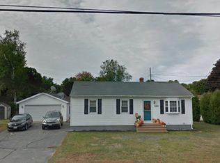 103 Grove St, Lewiston, ME 04240