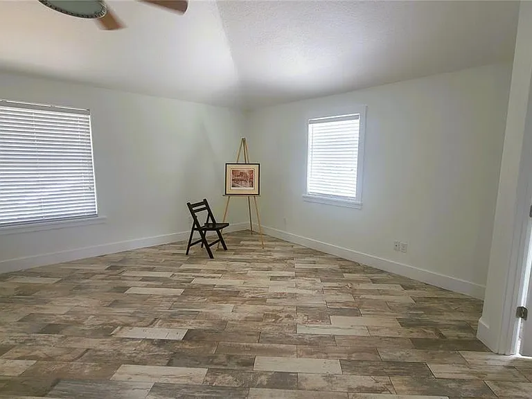 1837 Hollenbeck Dr — Photo 20