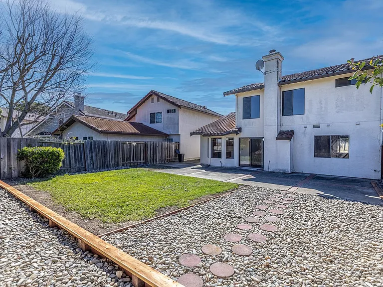 32725 Hilmar St — Photo 30