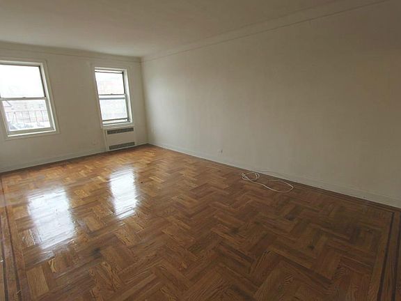 3rd image of 4750 41st St APT 6E