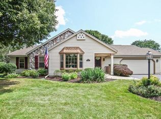 W163N7700 Tamarack Trl, Menomonee Falls, WI 53051