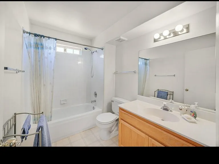 Second Shared Bathroom.