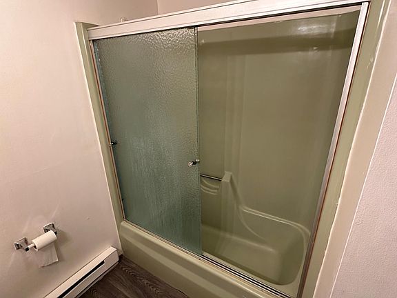 4th image of 1522 10th Ave #10