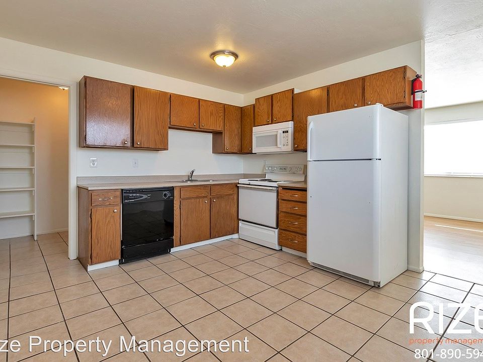 1st image of 4742 W Arlington Park Dr APT 1