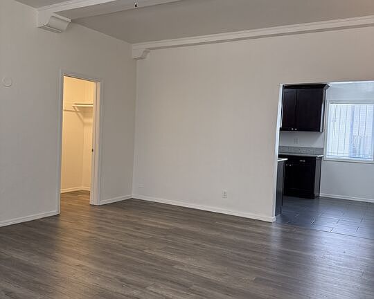 3rd image of 3965 Brighton Ave #1/4