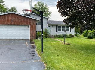 28543 White Rd, Perrysburg, OH 43551