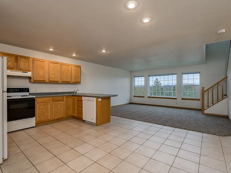 637 S Aspen Ct — Photo 10
