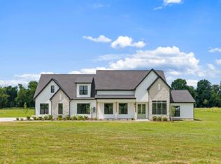 7838 Woodfin Rd, Christiana, TN 37037