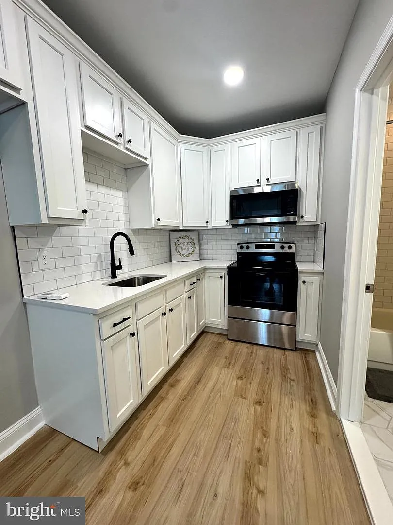 77 Byberry Rd — Photo 1