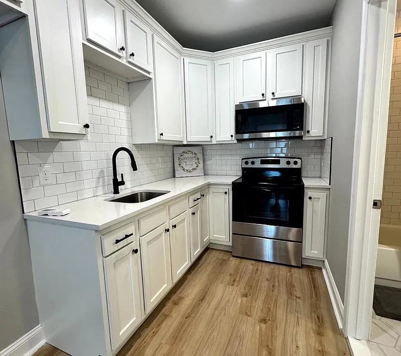 77 Byberry Rd #C