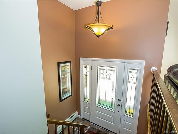 2nd image of 24 Diane Dr