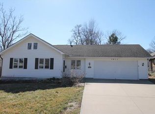7911 Shawnee Dr, Overland Park, KS 66212