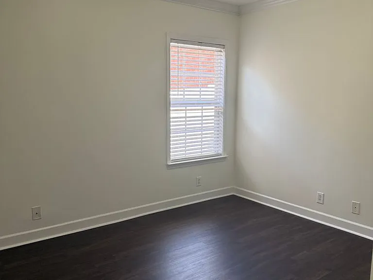 2136 Cason Ln — Photo 6