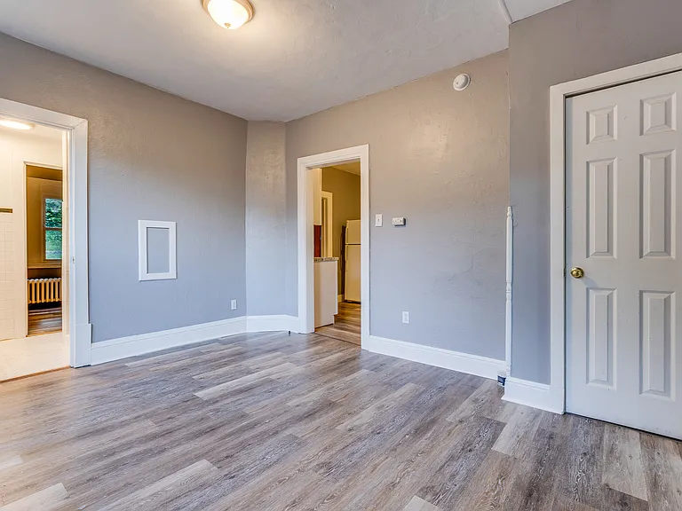 955 Berkshire Ave #1 — Photo 9