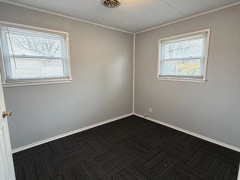 7410 Westchester Dr — Photo 7