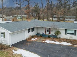 16585 Gerald St, Granger, IN 46530