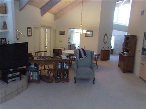 5th image of 613 Saint Andrews Cir