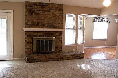 2nd image of 6763 Whitman Ave