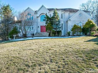 22 Green Mountain Dr, Basking Ridge, NJ 07920