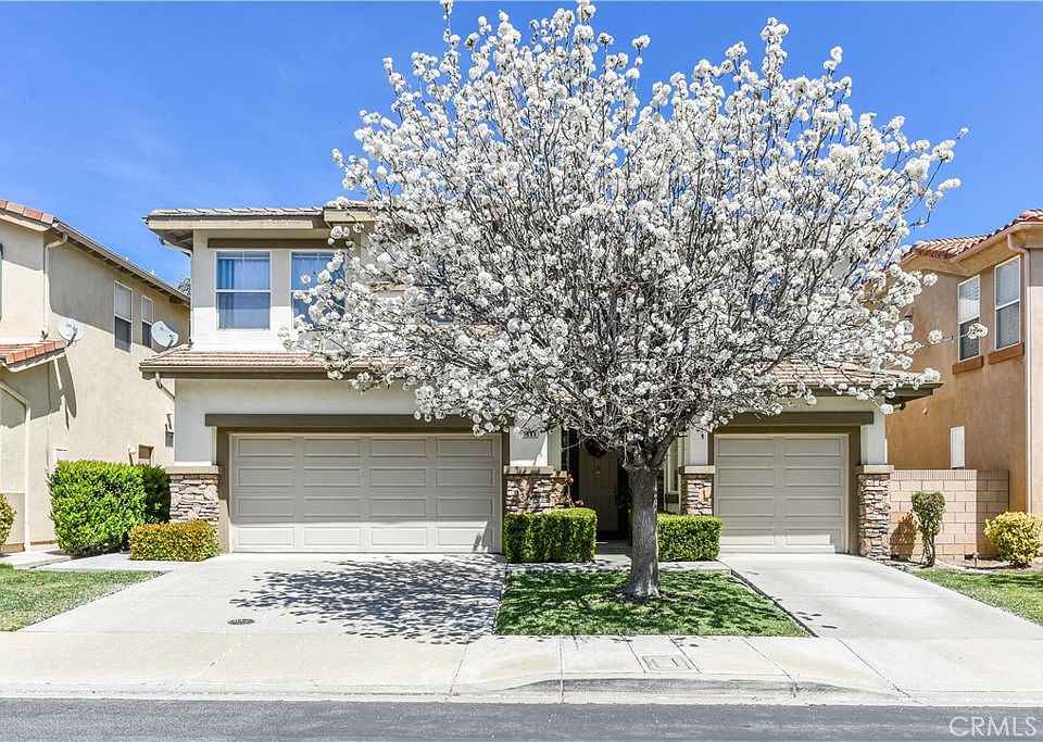 1st image of 4988 Heritage Dr