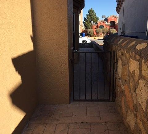 3rd image of 3637 Lantana Ln