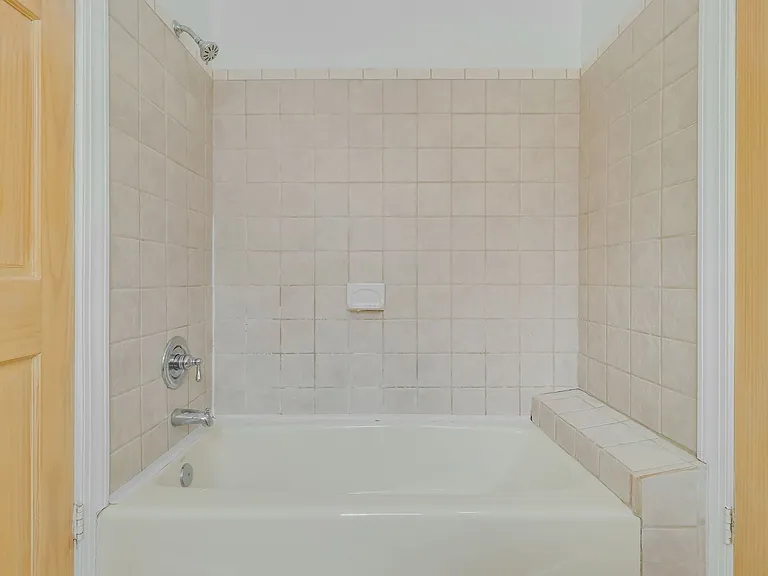 3123 15th St NE — Photo 5