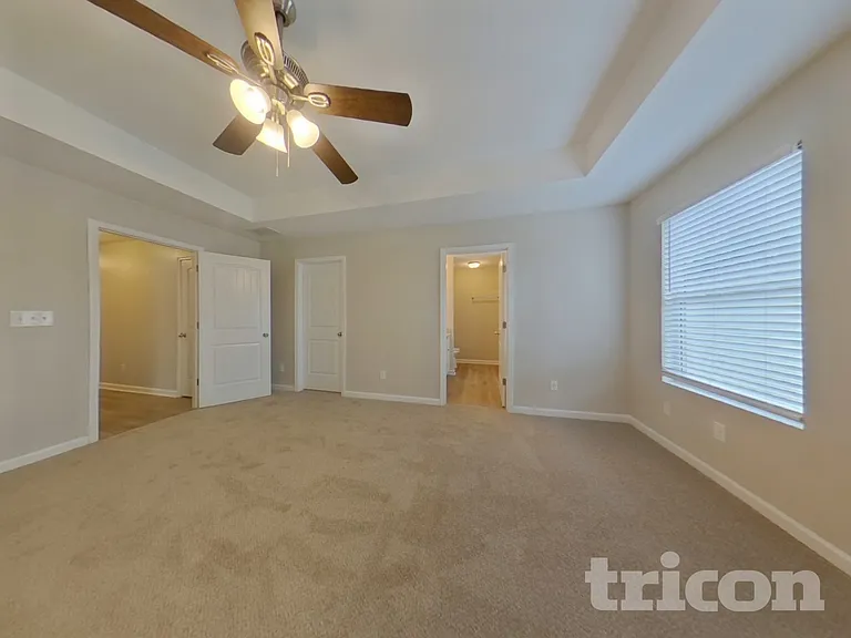 418 Daffodil Dr — Photo 6