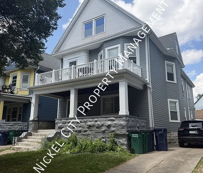 150 Hughes Ave #LOWER — Photo 1